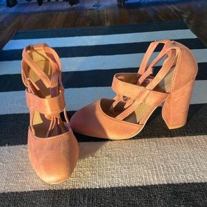 Ankle Tie Heels NEW! Size 7​​​